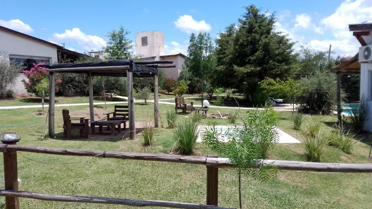 El Rincon De Jose Luis - Cabanas Y Restaurante Tanti Exterior foto